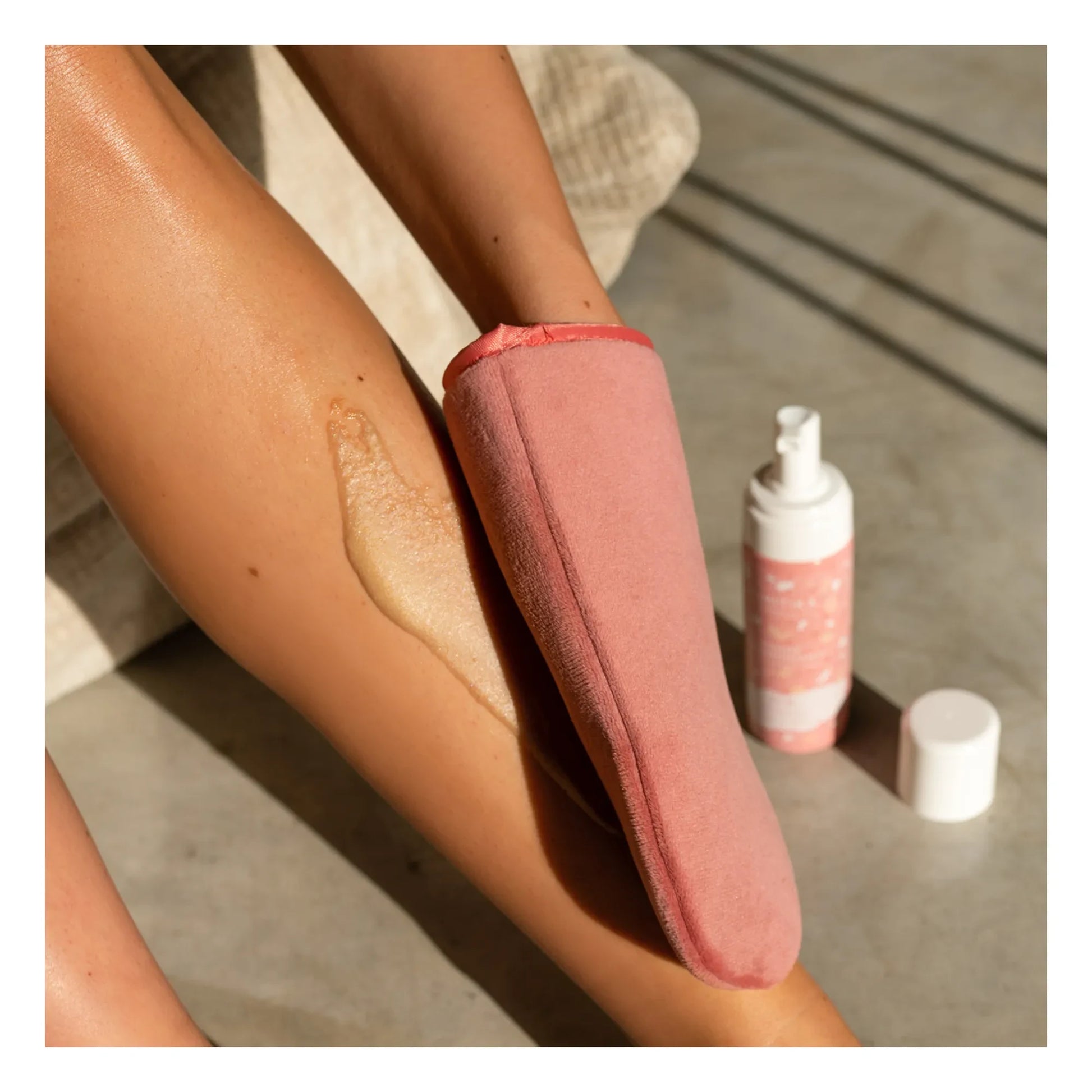 Mimitika - Self Tanning Applicator Glove | Pink