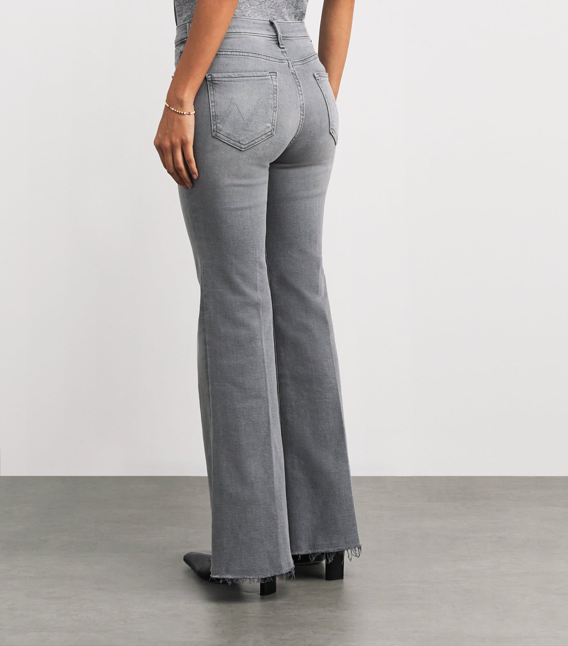 MOTHER Grey The Doozy Sneak Fray Jeans