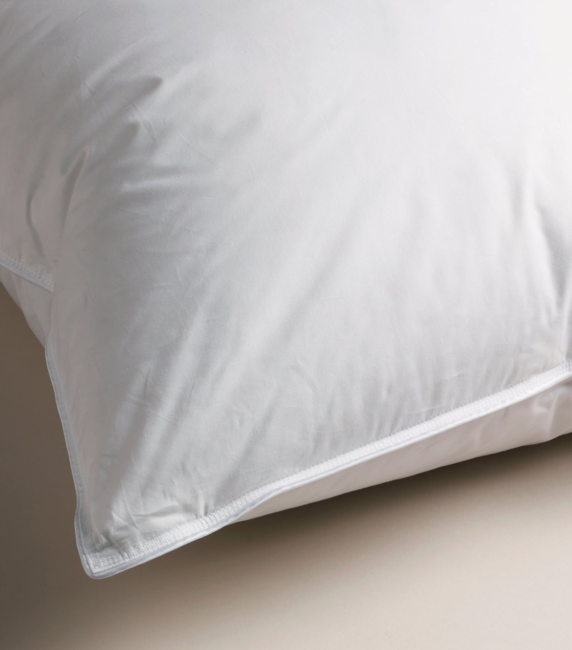 Firm Canadian Goose Down and Feather Pillow (50cm x 75cm)