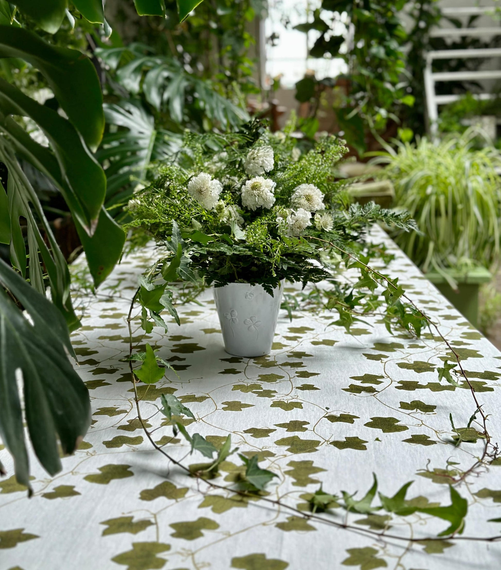 Summerill & Bishop Linen Ivy Tablecloth (165cm x 380cm)