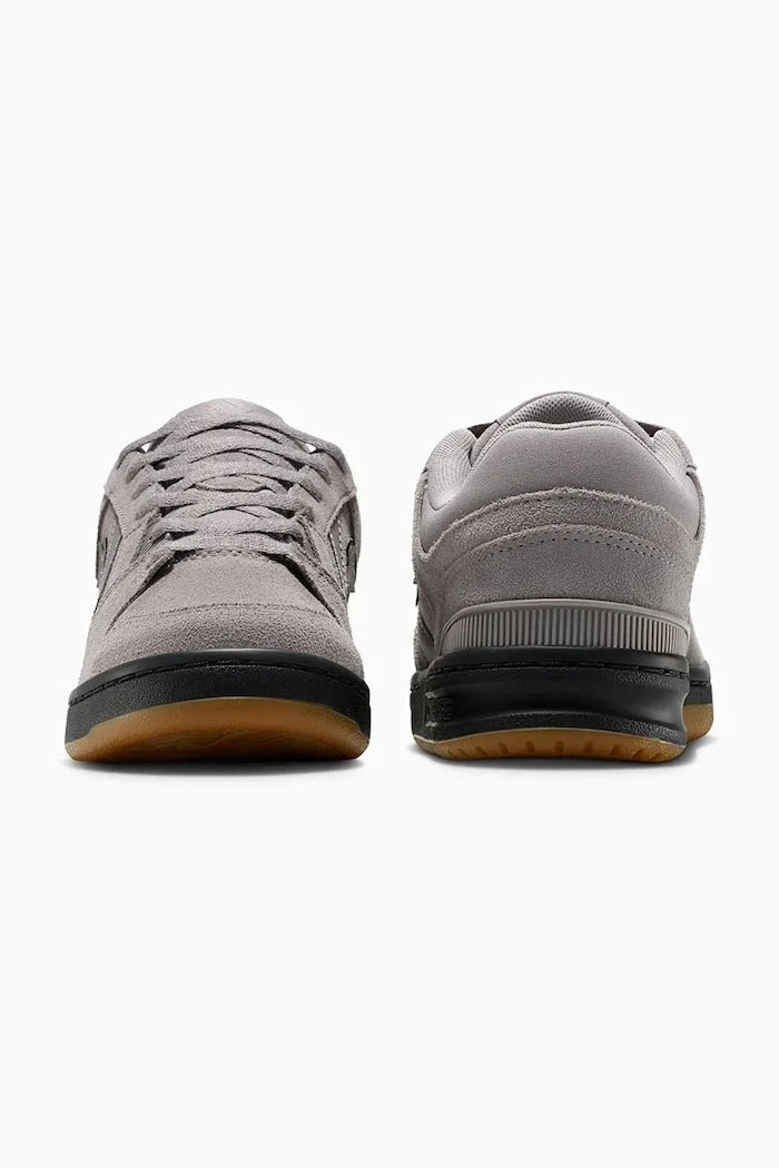 Converse Cl98