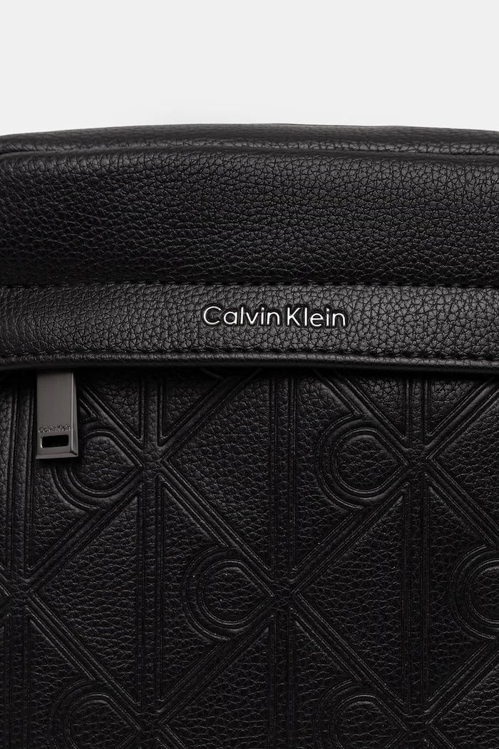 Calvin Klein чанта през рамо мъжка от имитация на кожа