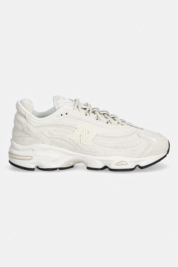 New Balance 1000 Маратонки велурени
