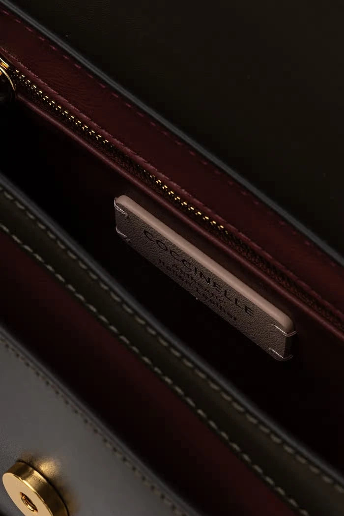 Coccinelle Kadın Deri Crossbody Çanta
