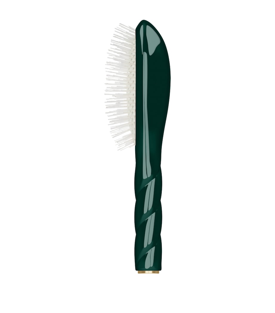 Small N.07 The Intense Detangling and Stimulating Hairbrush