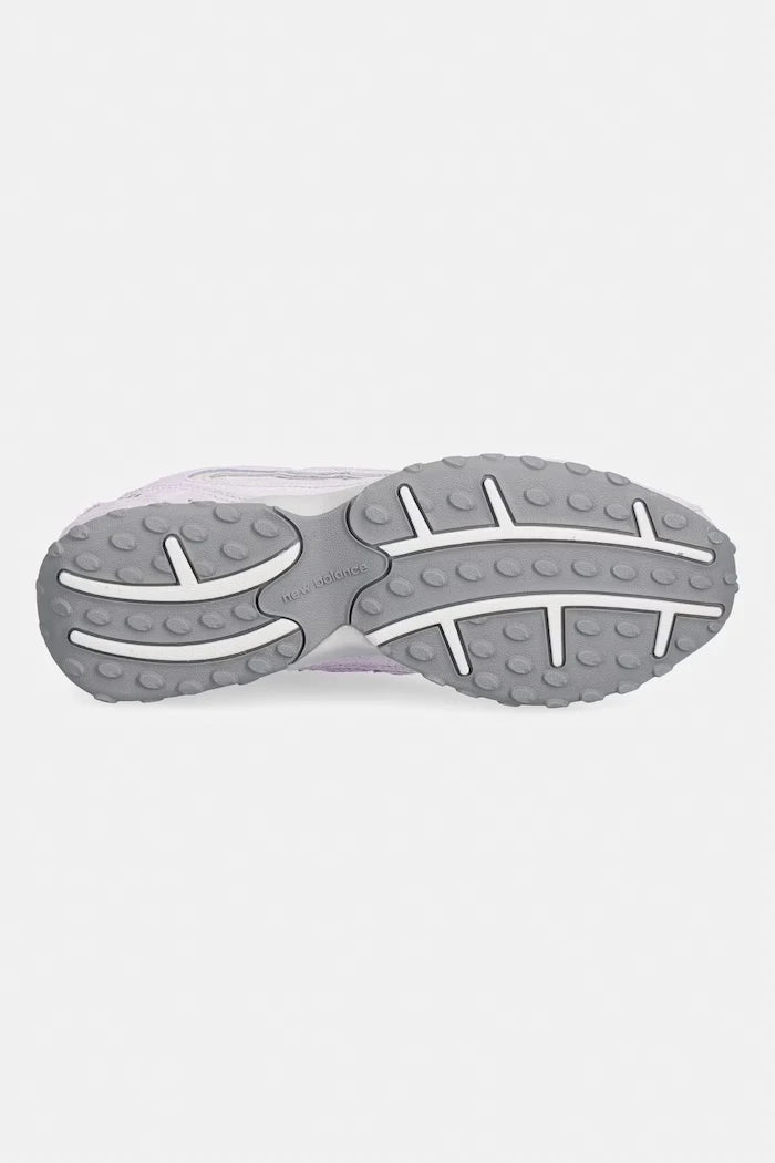 New Balance 204 маратонки от велур