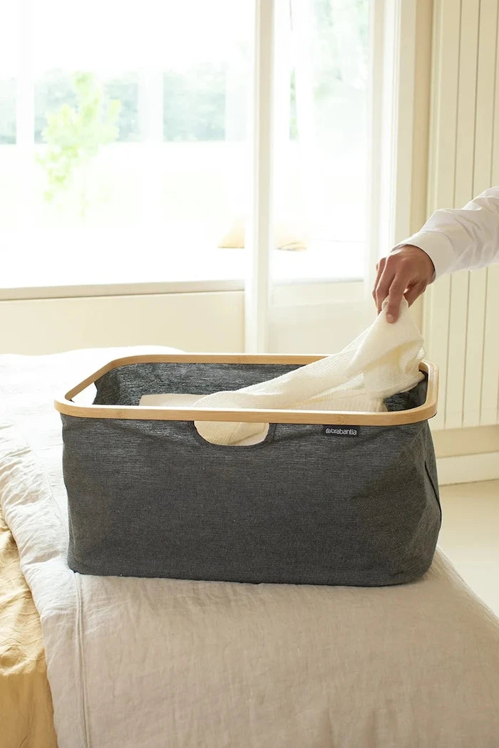 Кош за пране Brabantia Pepper Black 40 L