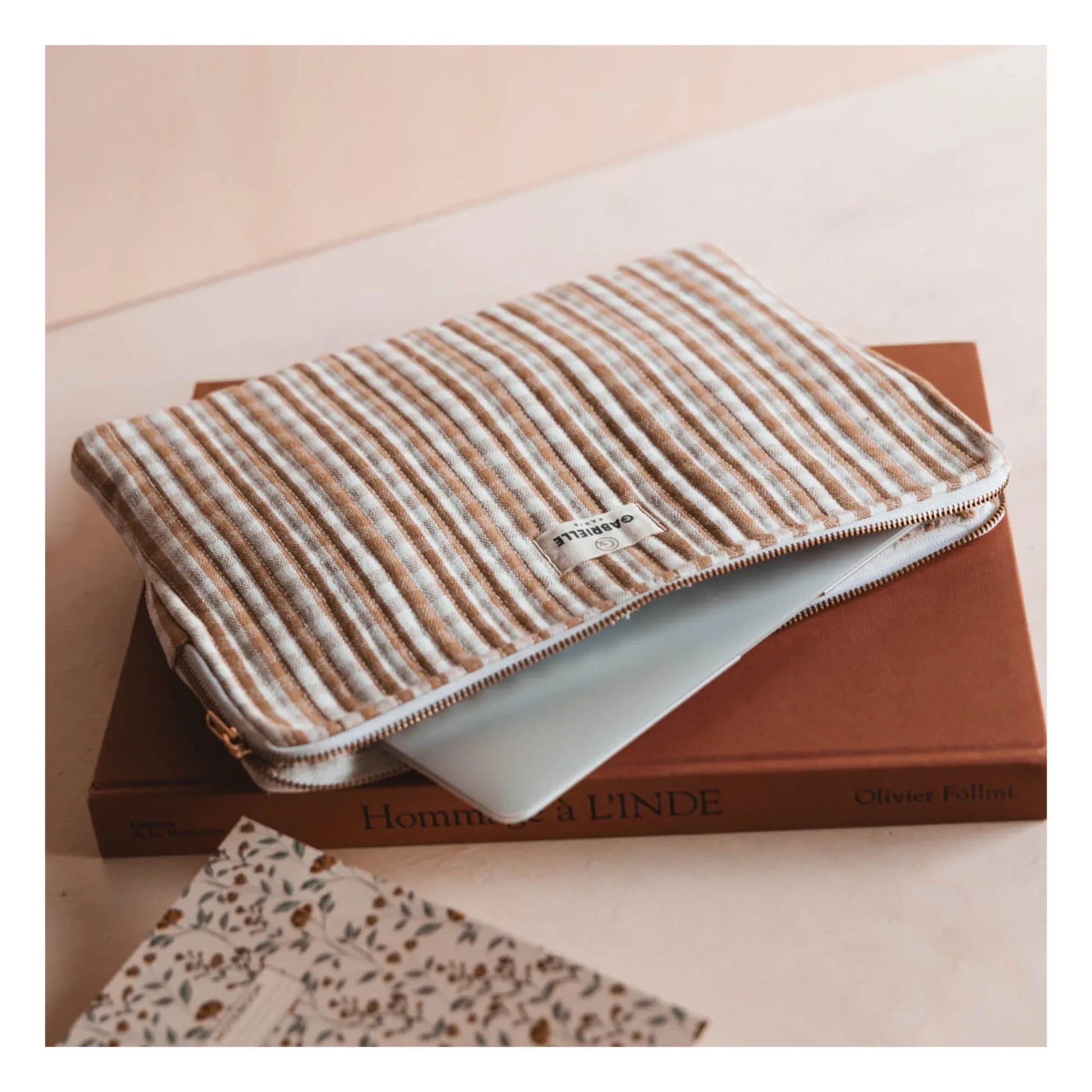 Gabrielle Paris - Gingham Laptop Case | Camel