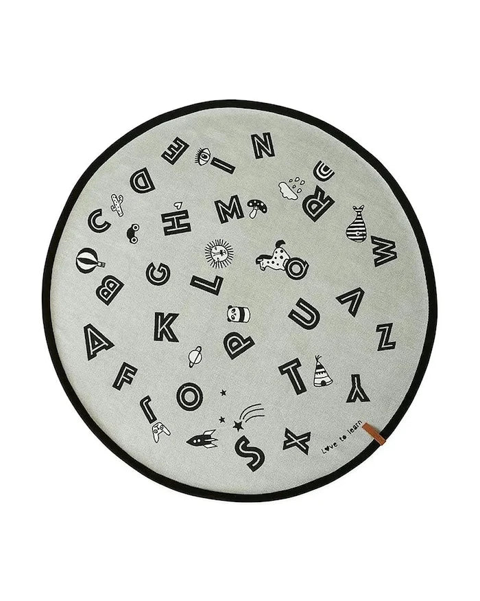 Килим OYOY The Alphabet Rug O120 cm