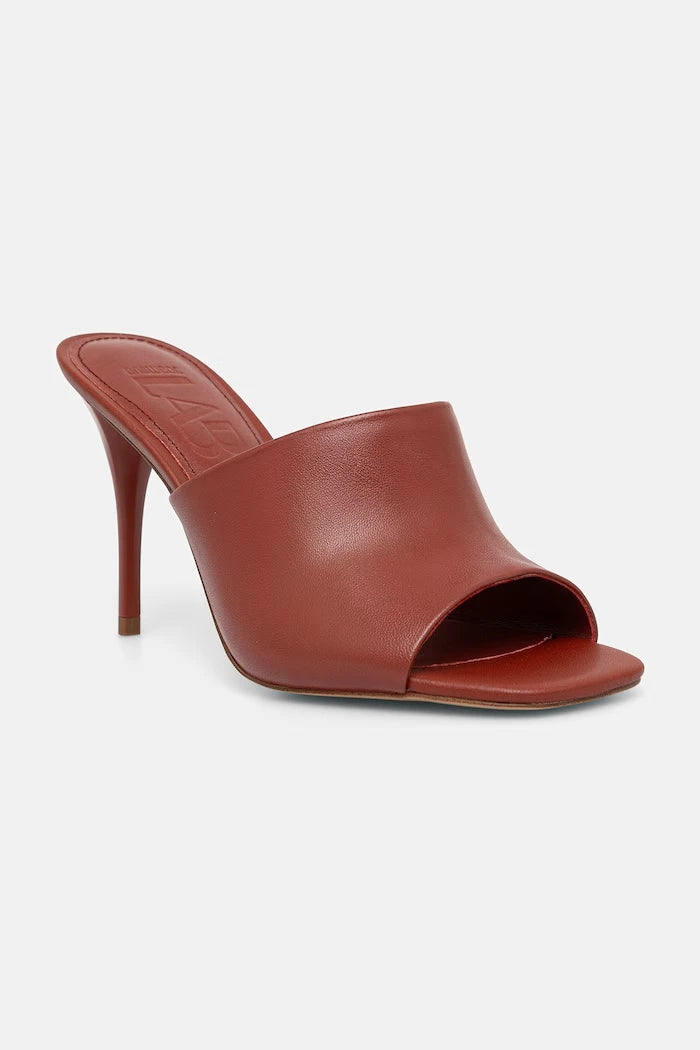 Leather Slippers Answear.LAB from the Unscripted Collection
