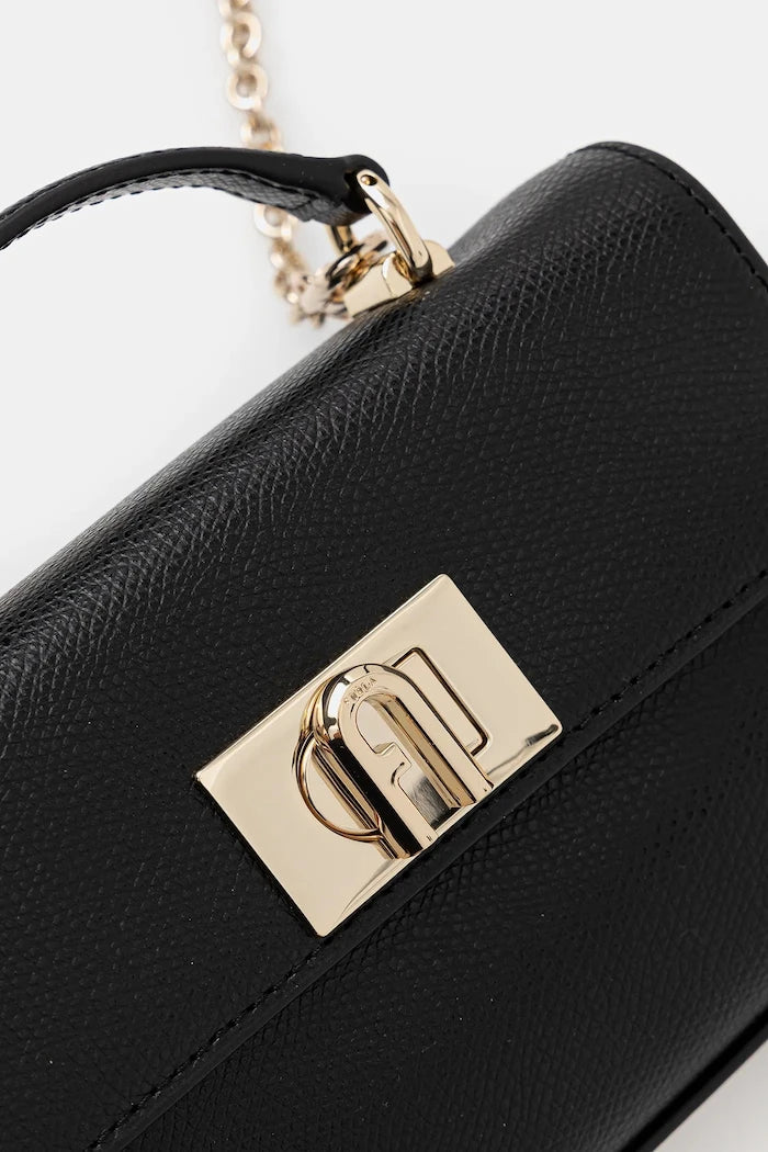 Кожена чанта Furla