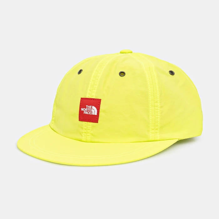 Шапка с козирка The North Face Redbox