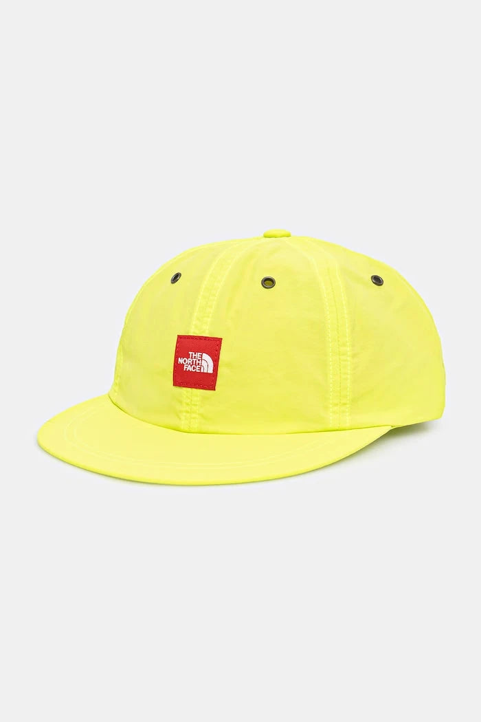 Шапка с козирка The North Face Redbox