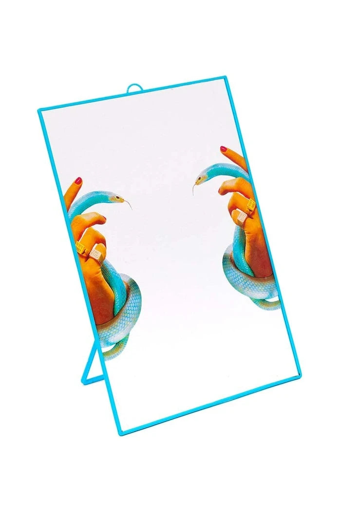 Duvar aynası Seletti Big Hands with Snakes 30 x 40 cm