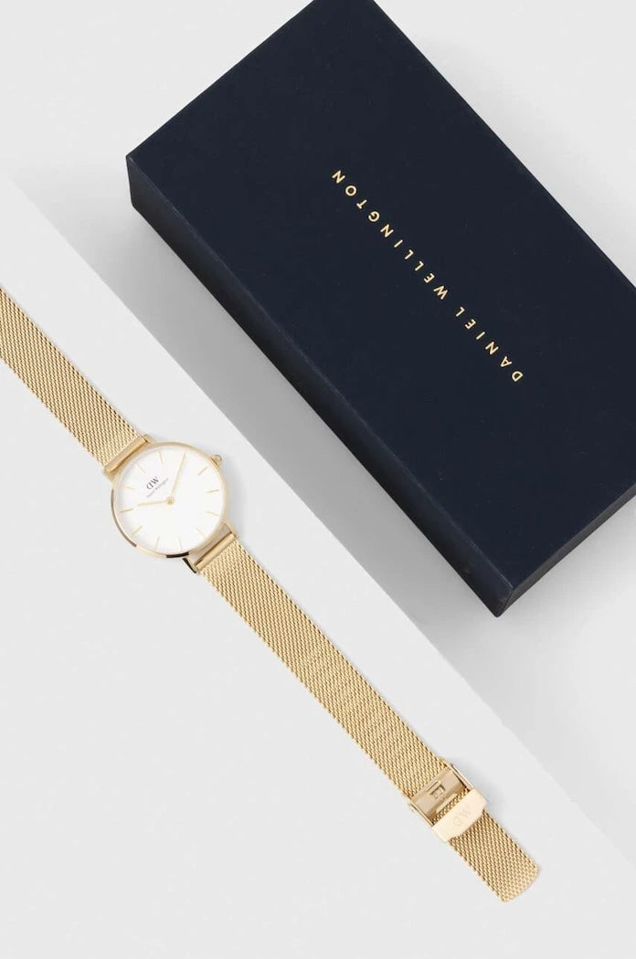 Часовник Daniel Wellington Petite 28 Evergold