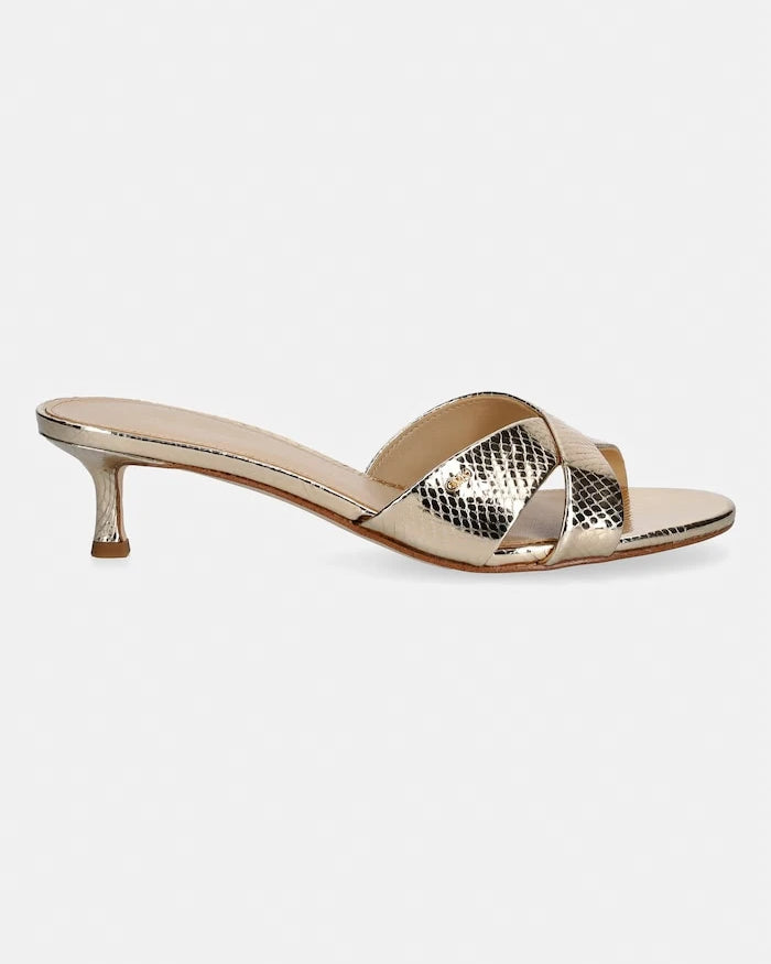 MICHAEL Michael Kors Cassidy Kitten Sandal Deri Terlik