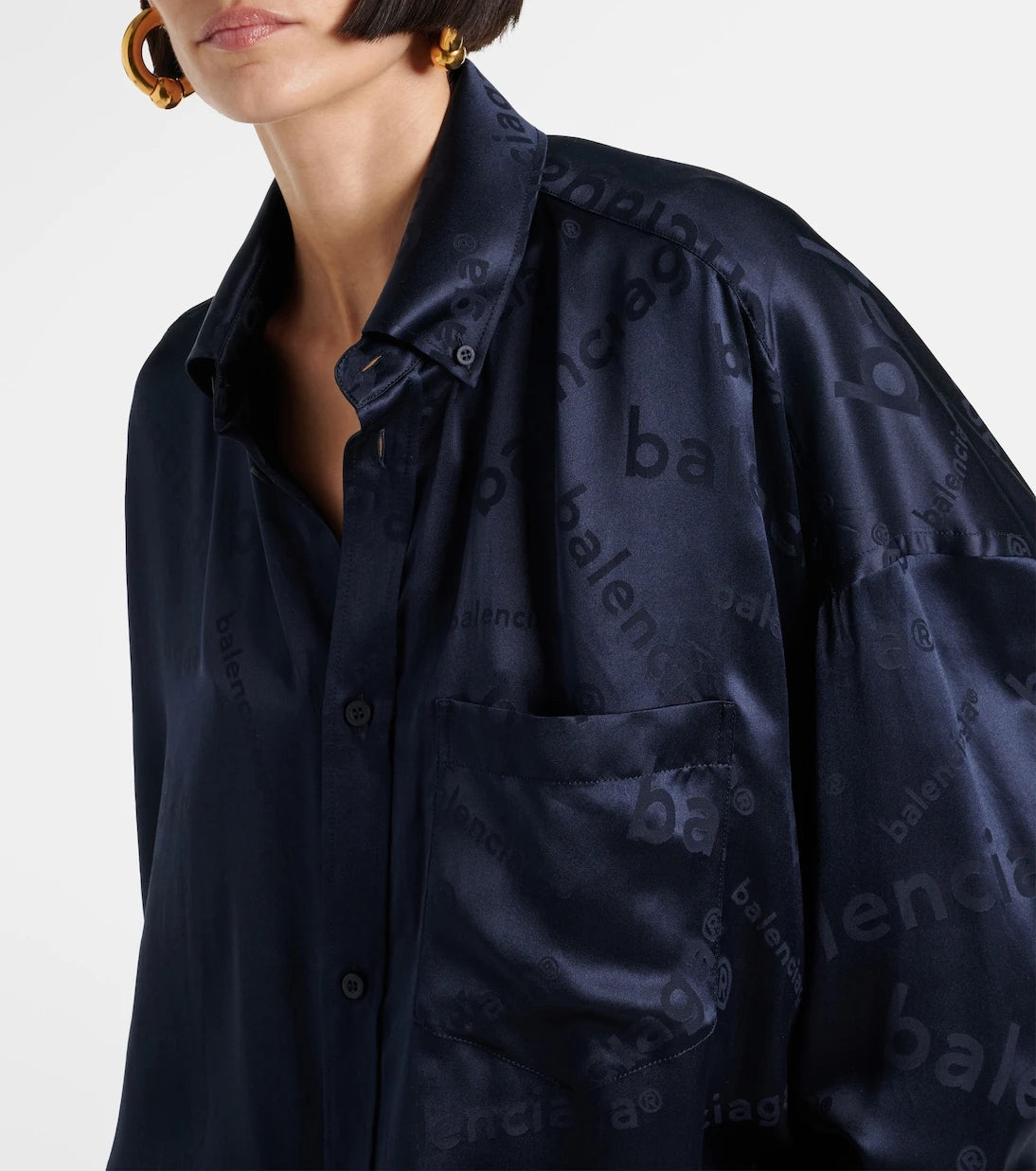 Balenciaga - قميص حريري بتصميم كوكو