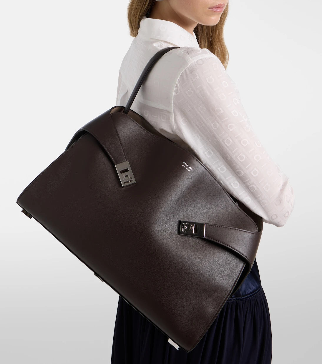 Ferragamo - Hug Soft Medium leather shoulder bag