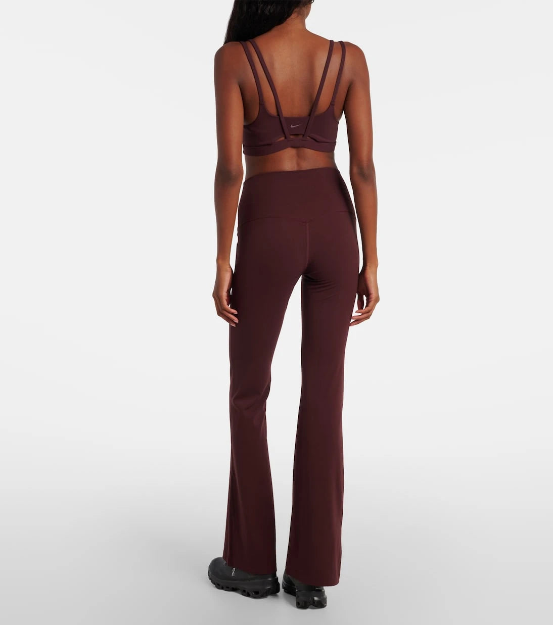 Nike - Nike Zenvy flared leggings