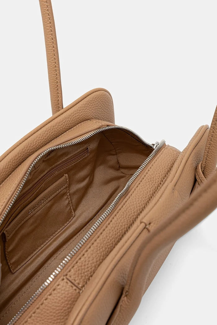Calvin Klein kadın baguette çanta