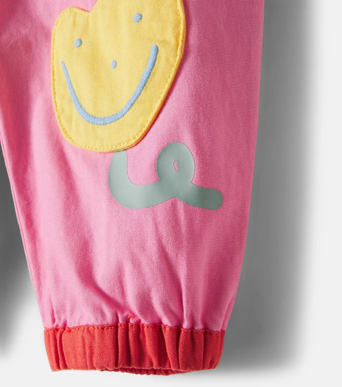 Stella McCartney Kids - جينز أطفال مُزين بالرقع