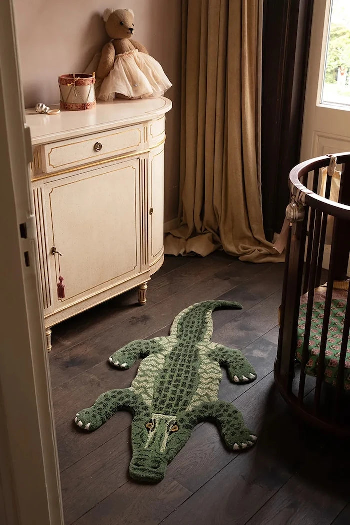 Вълнен килим Doing Goods Coolio Crocodile S/122 x 61 cm