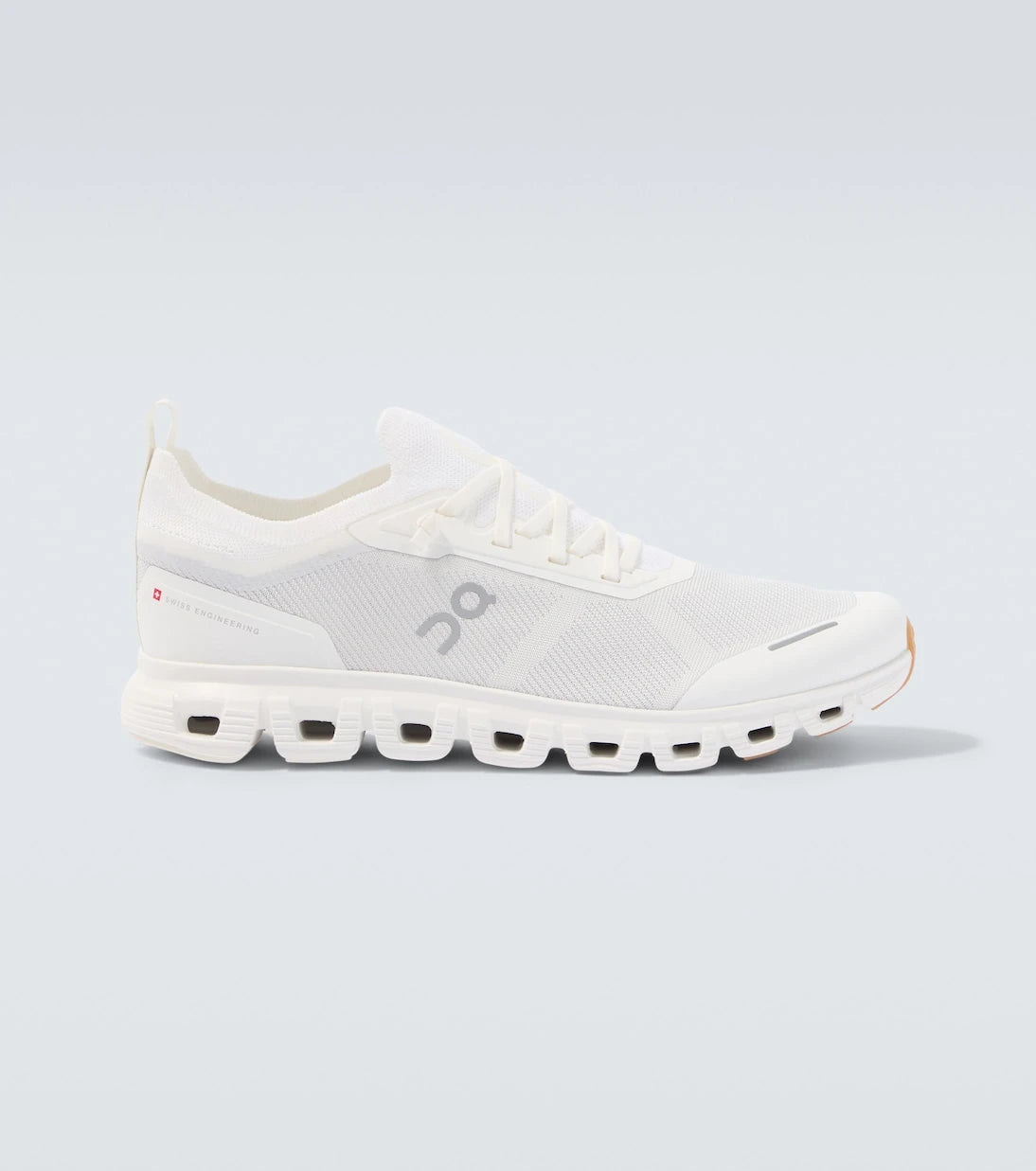On - Cloud 6 Versa running shoes