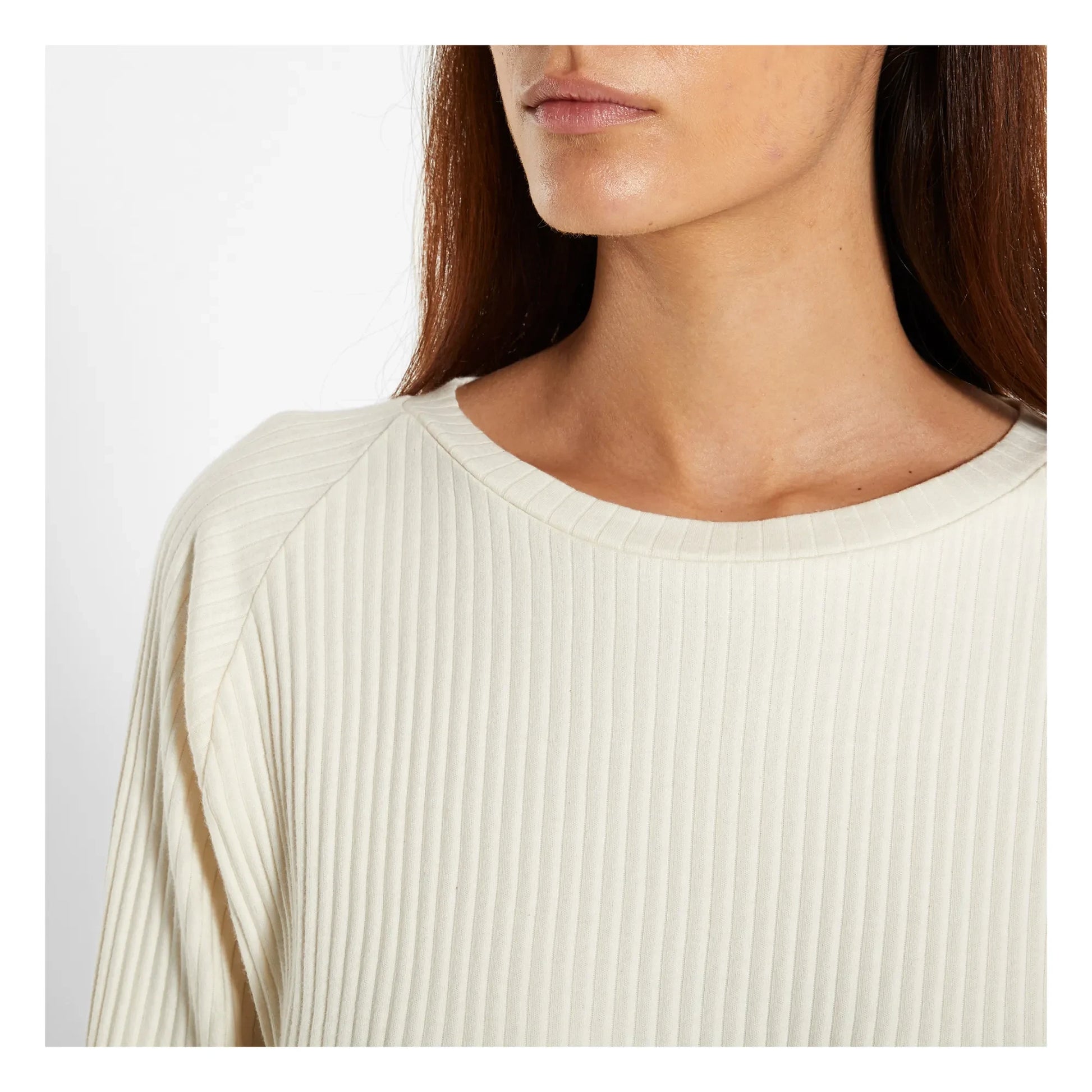 Baserange - Basic Ribbed Sweatshirt | Off white