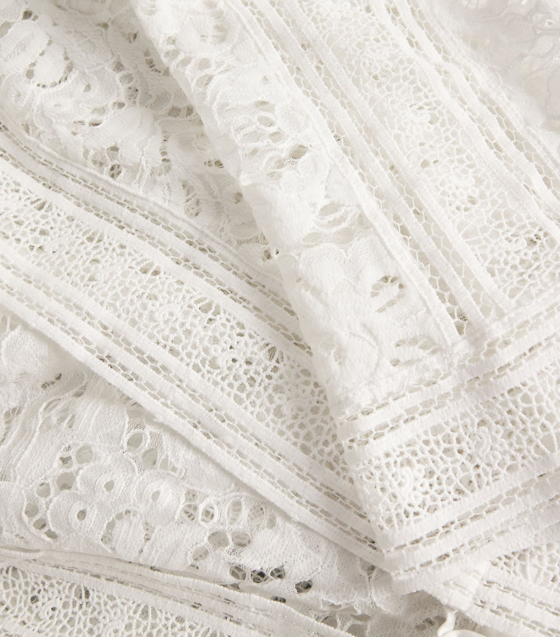 Alice+Olivia White Drawstring Talia Robe