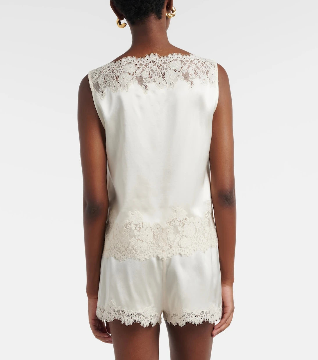 Dôen - Iona lace-trimmed silk shorts