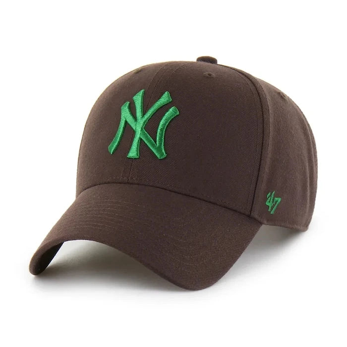Шапка с козирка с вълна 47 brand MLB New York Yankees