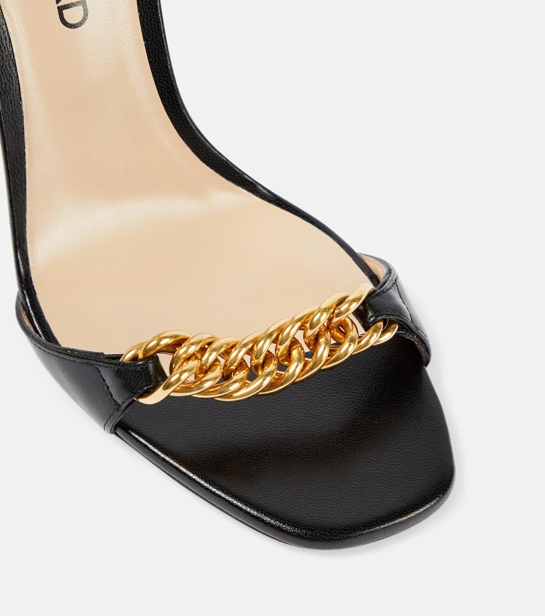 Tom Ford - صندل زينيث 105 الجلدي بتفاصيل سلسلة