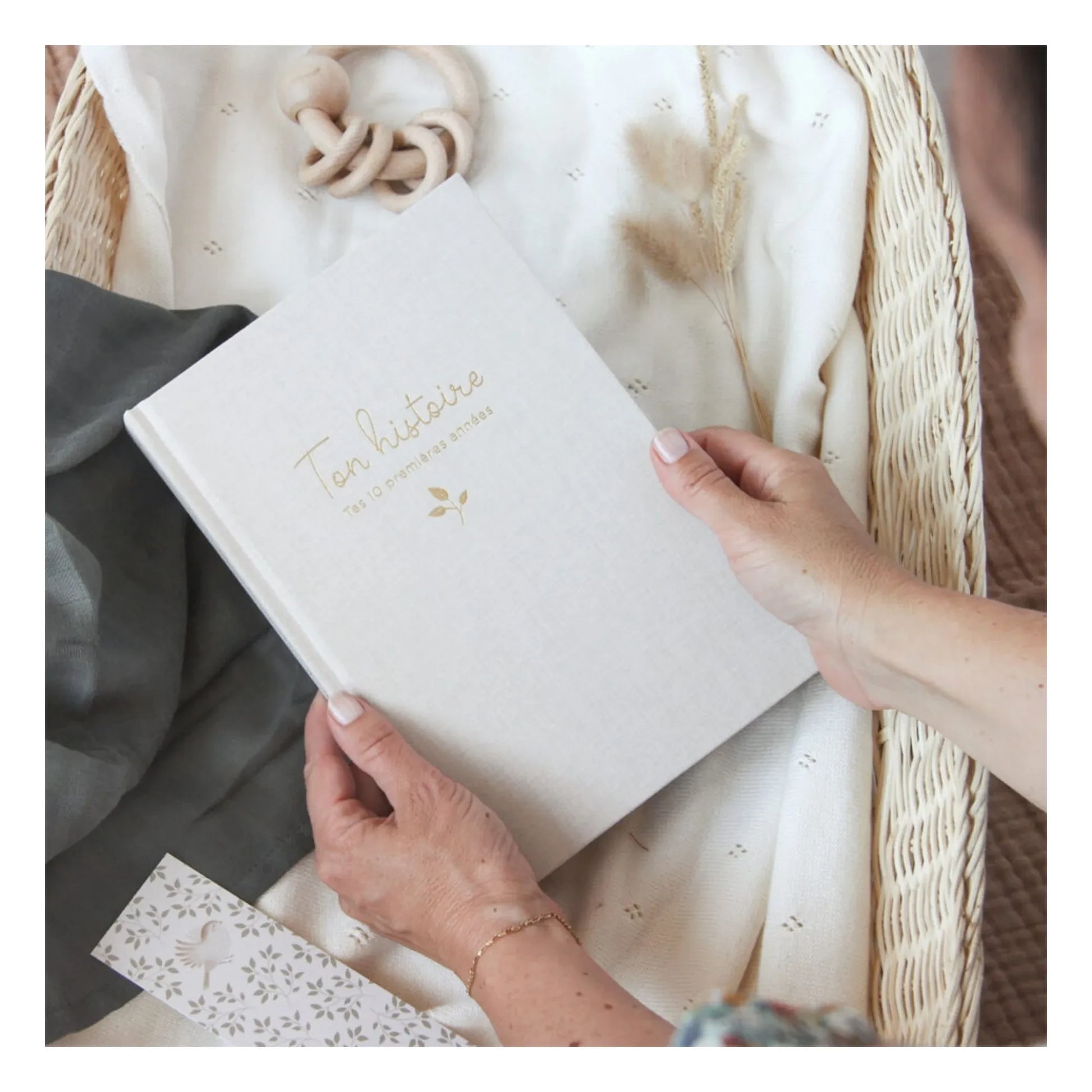 Zü - Your first 10 years souvenir book