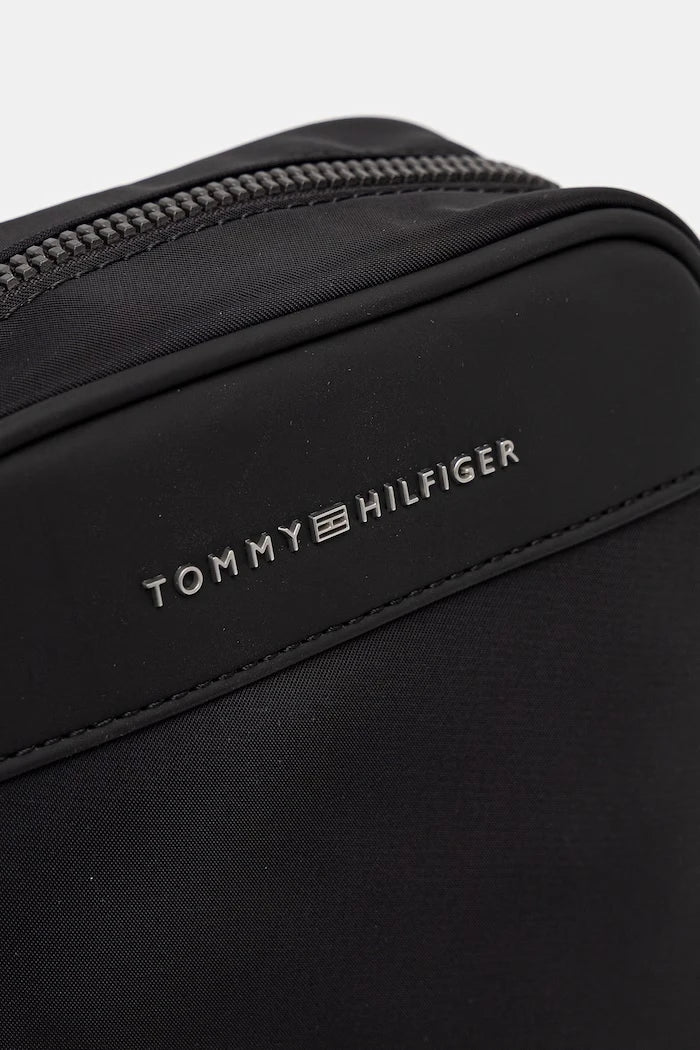 Tommy Hilfiger мъжка чанта за рамо