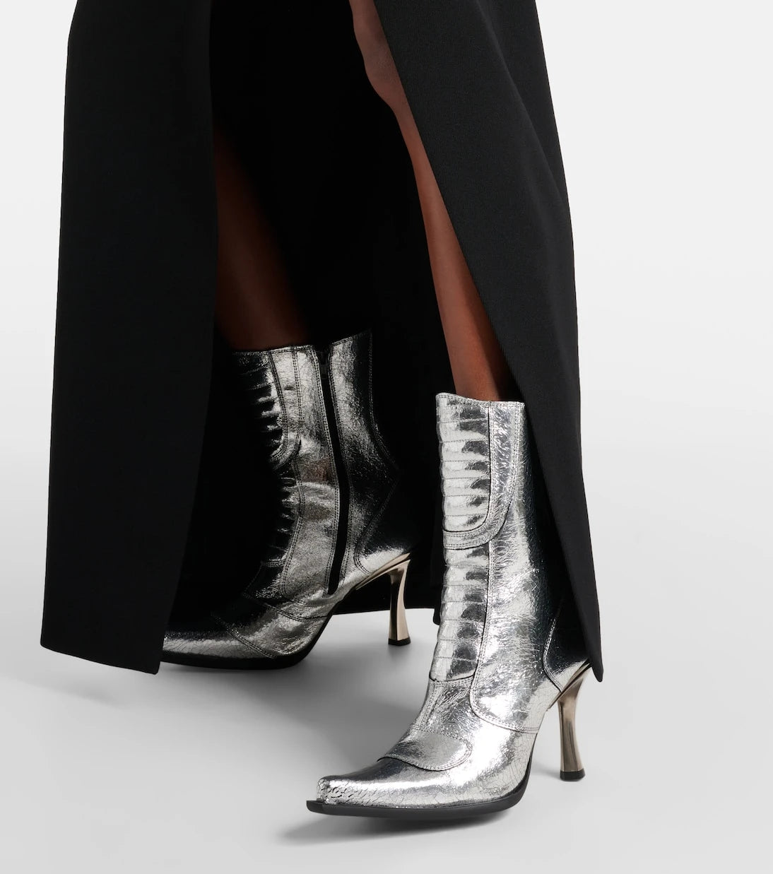 Vetements - جزمة الكاحل من الجلد الميتاليك