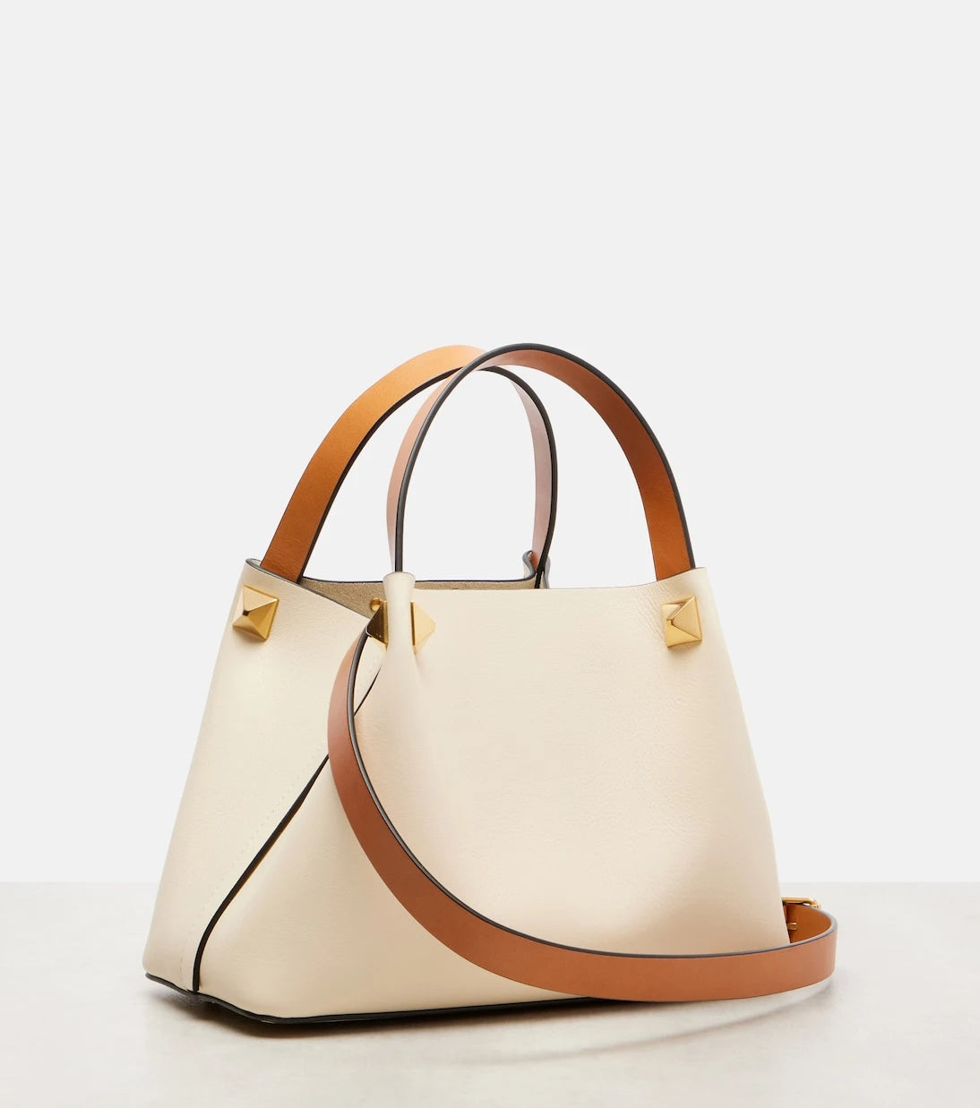 Valentino Garavani - VLogo Small leather top-handle bag