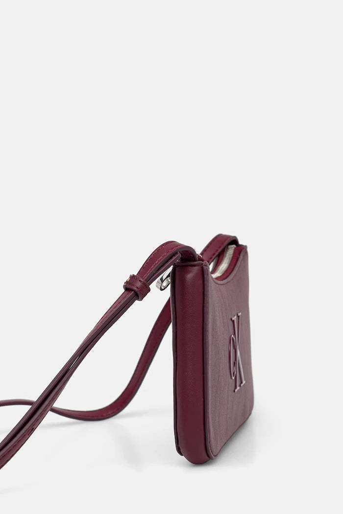 Calvin Klein kadın crossbody çanta
