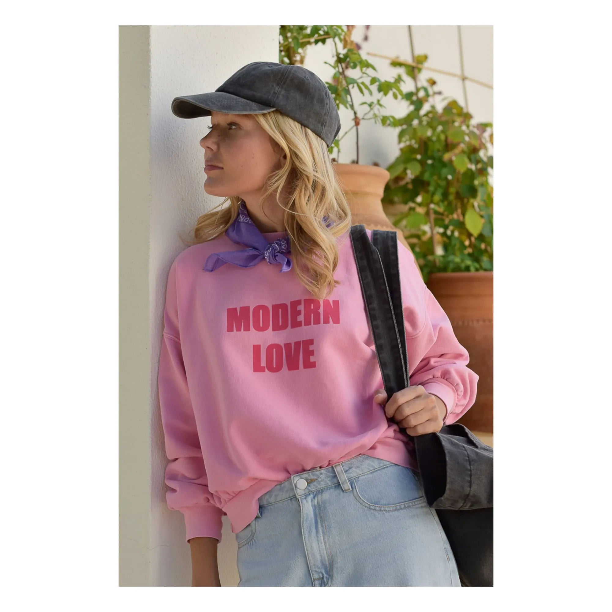 Marlot Paris - Romy Modern Love organic cotton sweatshirt - Women's collection | Pink