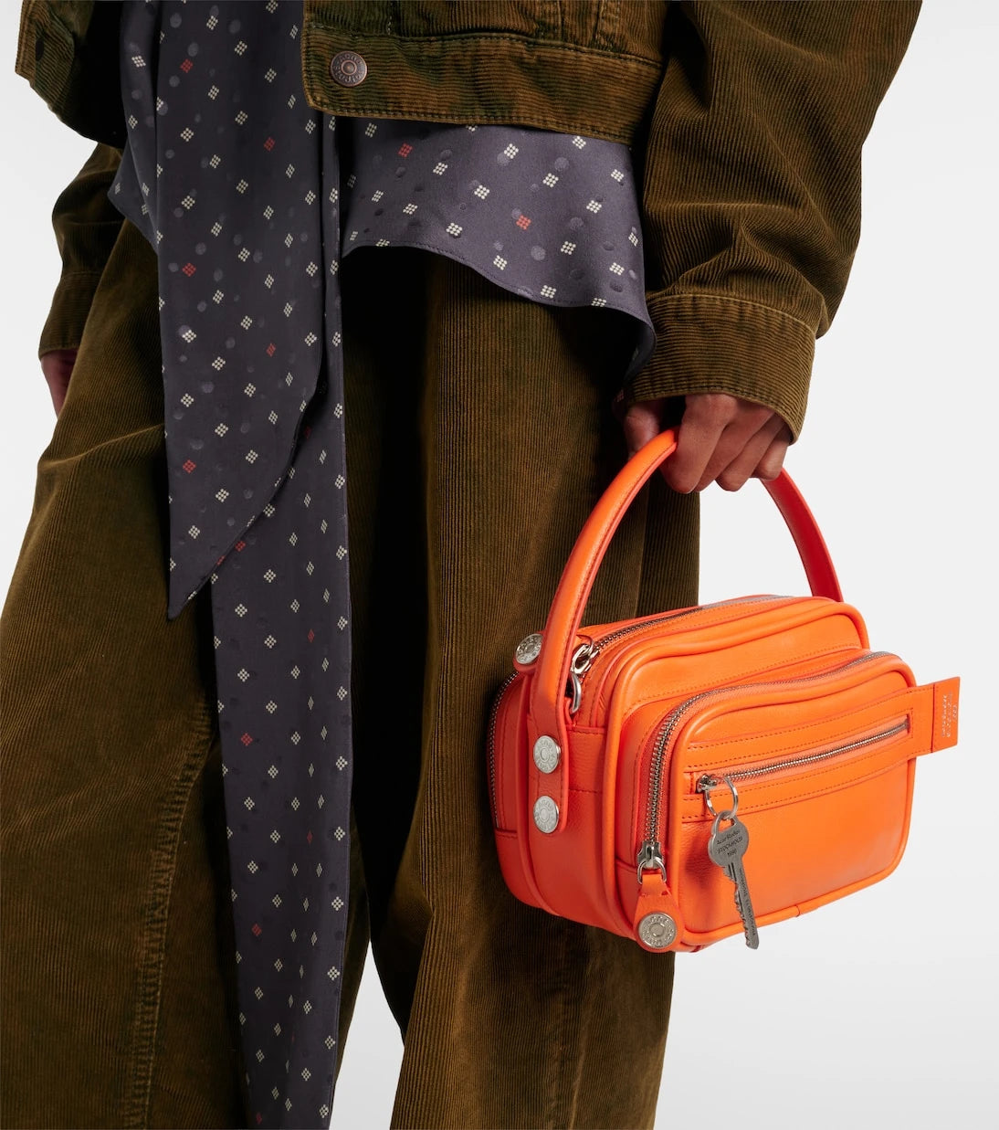 Acne Studios - حقيبة كروس بودي Camero Kit جلد