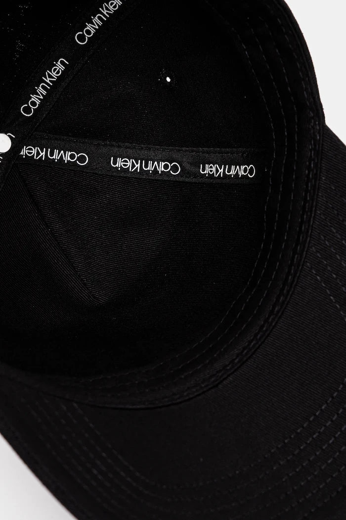 Calvin Klein Jeans Pamuklu Kadın Beyzbol Şapkası