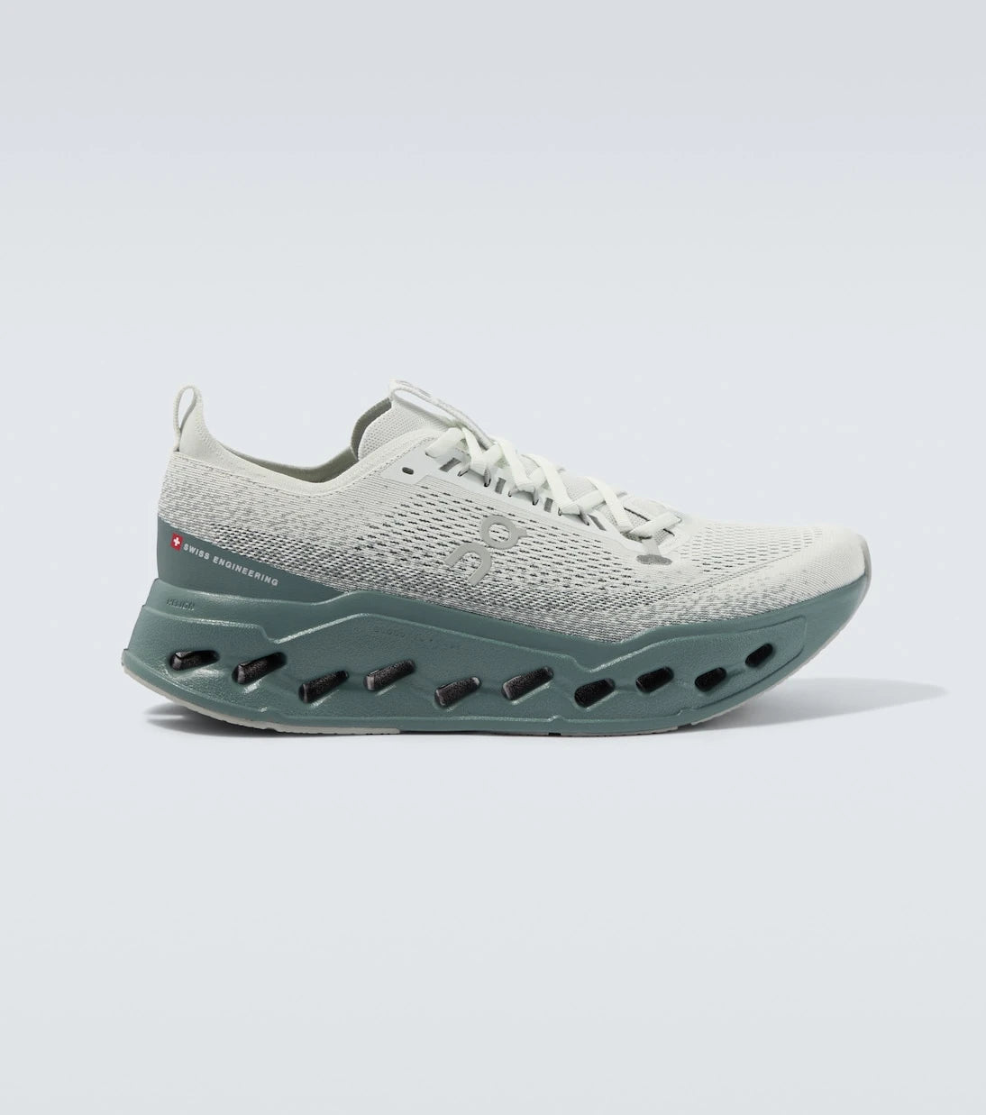 On - Cloudsurfer Max running shoes