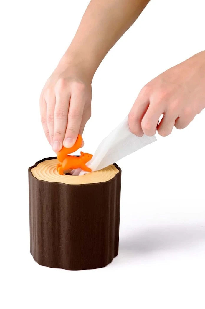 Дозатор за тоалетна хартия Qualy Squirrel Tissue Log