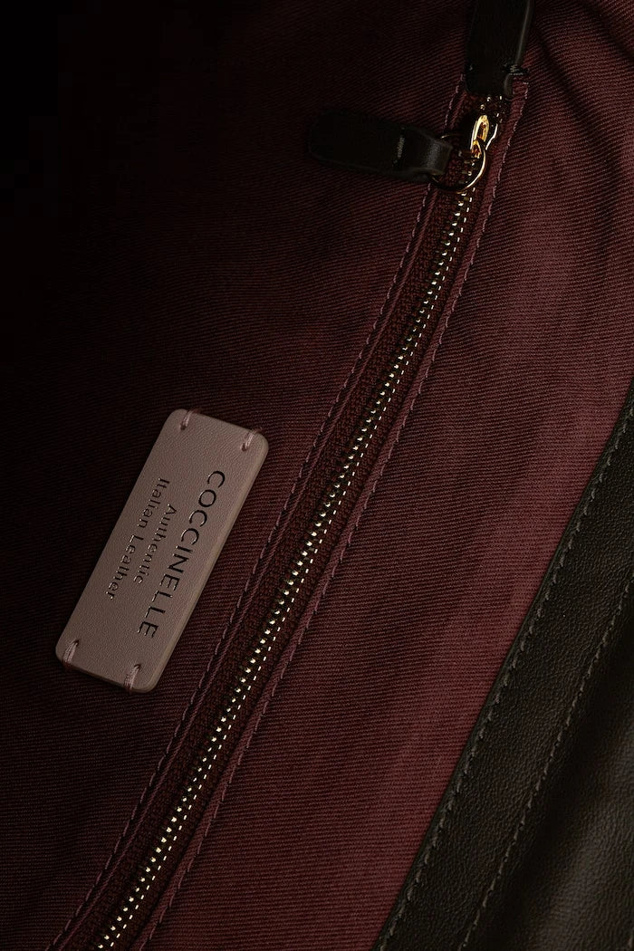 Coccinelle Kadın Deri Crossbody Çanta
