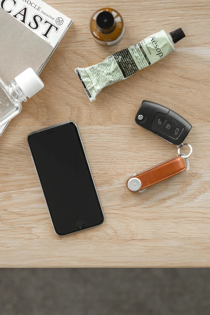 Ключодържател Orbitkey Leather 8,5 cm