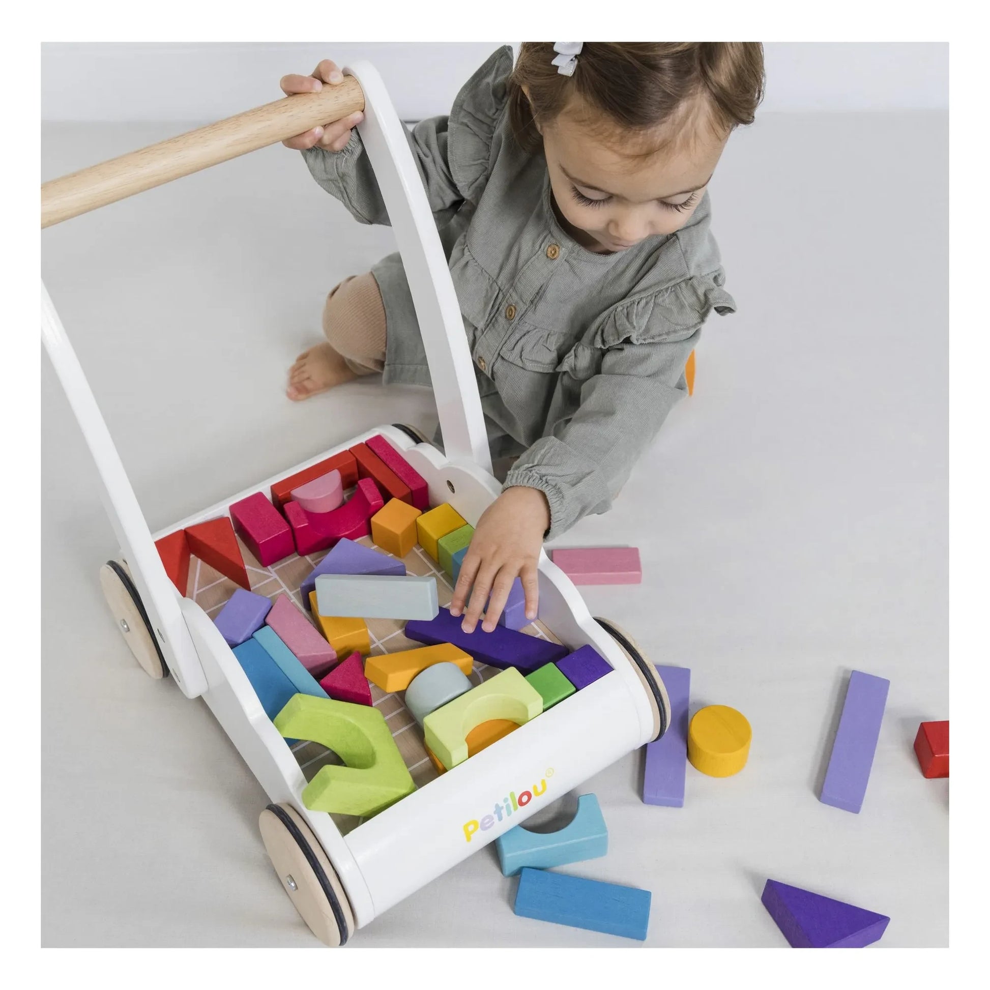 Le Toy Van - Nuage wooden block cart | White
