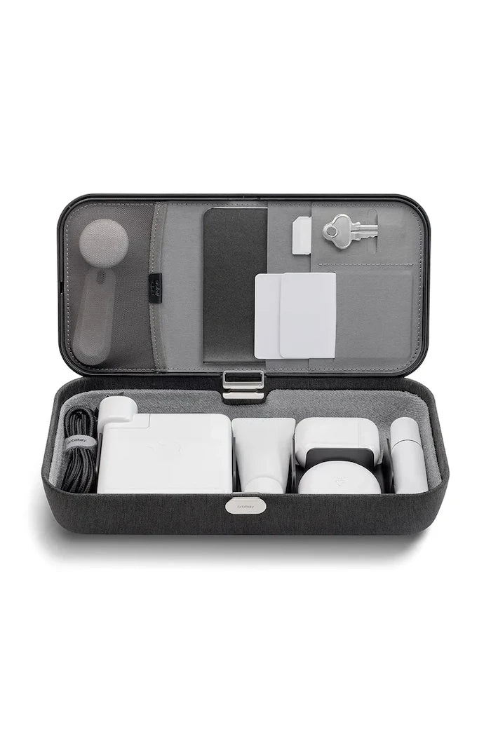 Kablosuz şarj fonksiyonlu taşınabilir ofis düzenleyici Orbitkey Nest v2 24 x 12 x 5 cm
