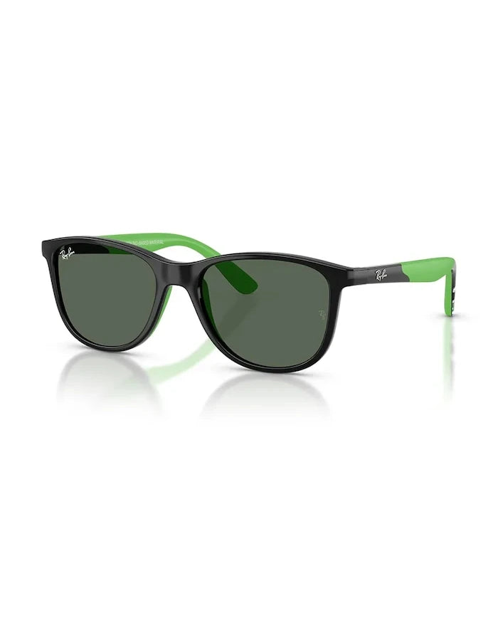 Ray-Ban çocuk güneş gözlükleri