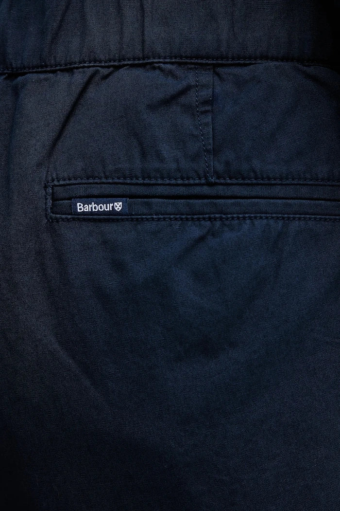 Памучен панталон Barbour Cole