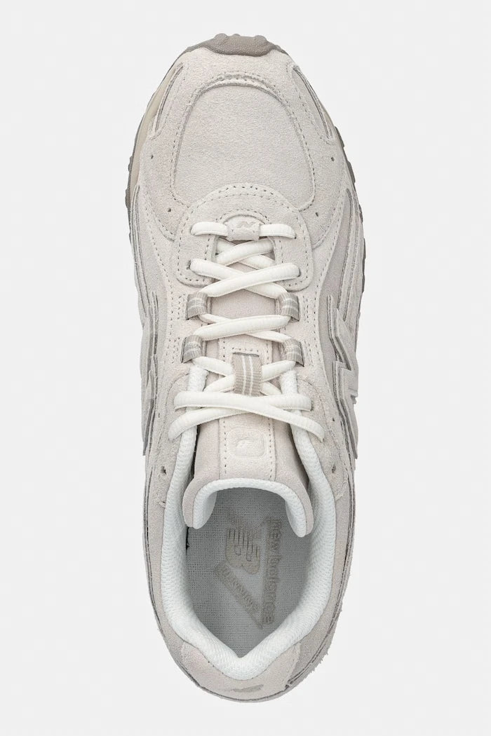 New Balance 204 маратонки дамски от велур