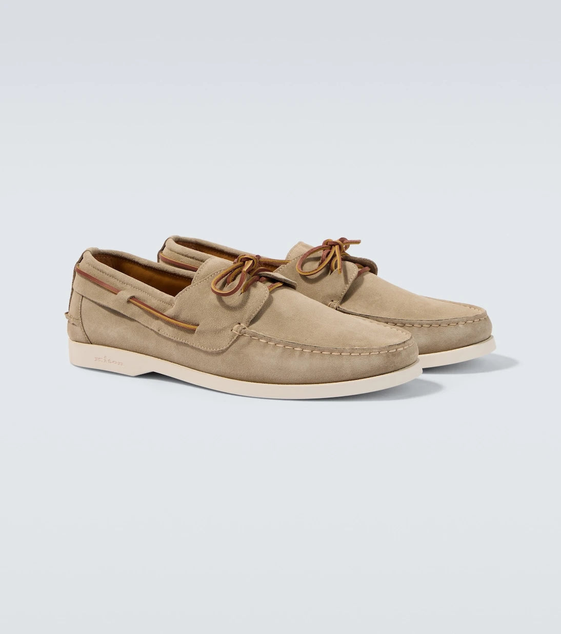 Kiton - حذاء قارب من الشمواه